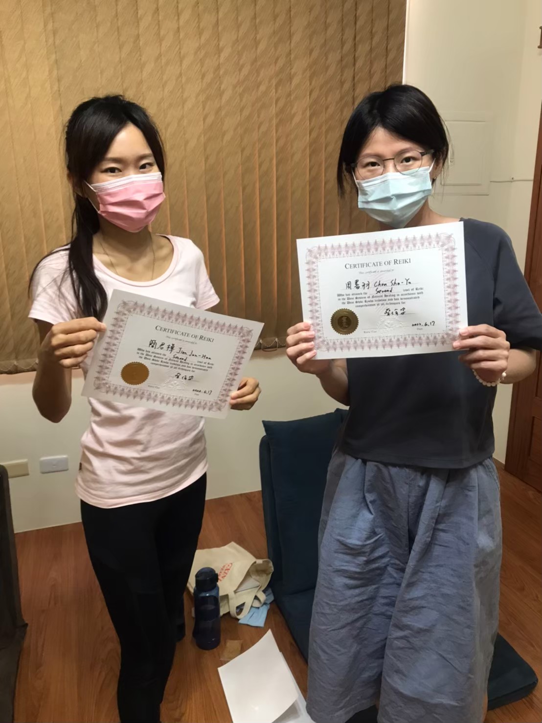 LINE_ALBUM_靈氣課程_230508_47.jpg 中階課程結業