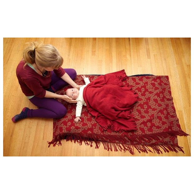 為了要減緩新生兒的不適,一些醫院將靈氣應用在嬰兒身上。靈氣提供一個使用嗎啡來緩和戒斷症狀之外的一個有效替代方案。.jpg 為了要減緩新生兒的不適,一些醫院將靈氣應用在嬰兒身上。靈氣提供一個使用嗎啡來緩和戒斷症狀之外的一個有效替代方案。.jpg